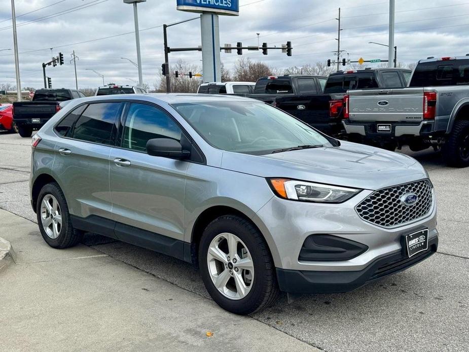 new 2024 Ford Edge car, priced at $33,260