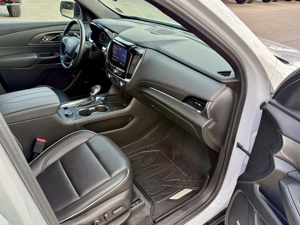 used 2022 Chevrolet Traverse car, priced at $30,733