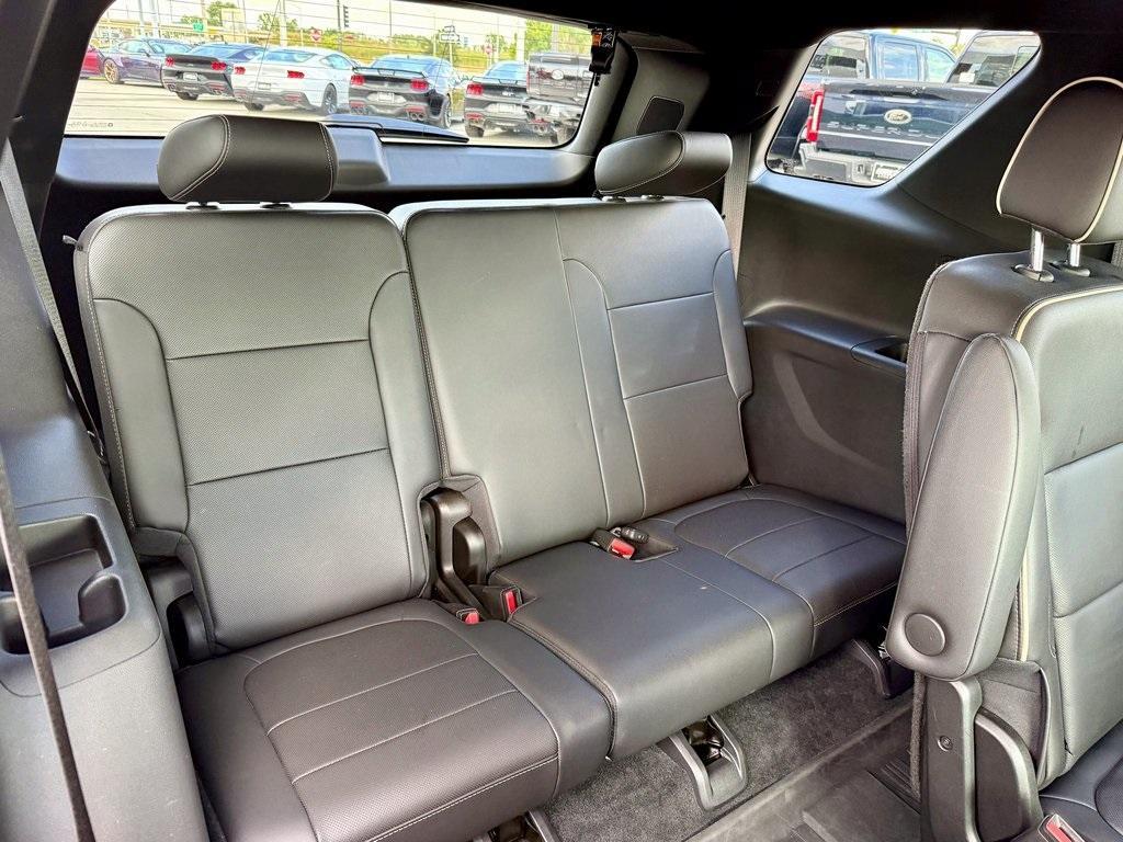 used 2022 Chevrolet Traverse car, priced at $30,733