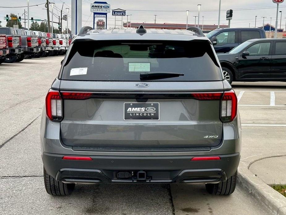 new 2025 Ford Explorer car, priced at $51,290