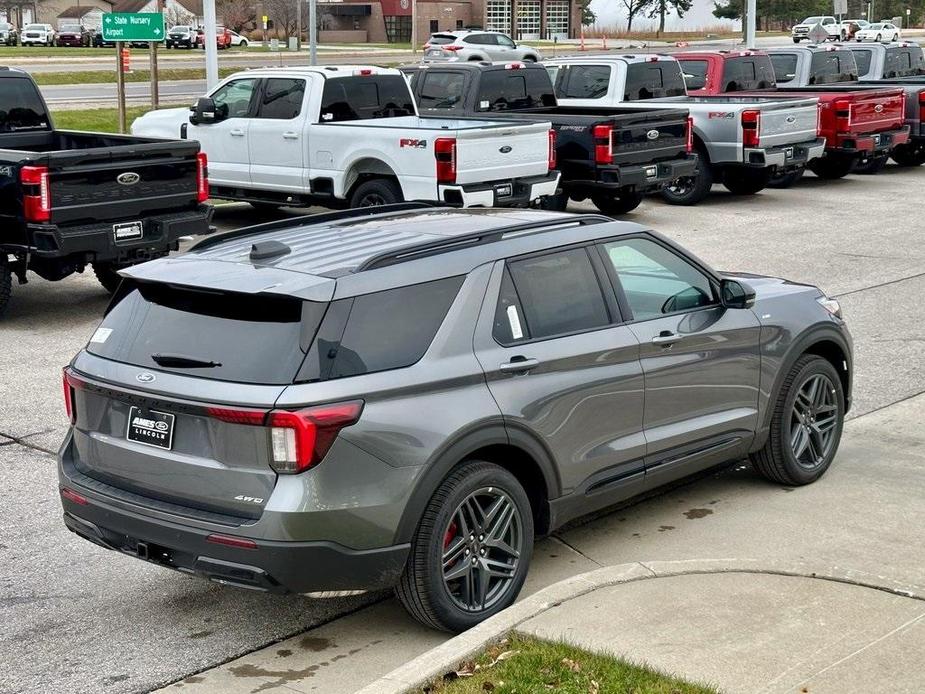 new 2025 Ford Explorer car, priced at $51,290