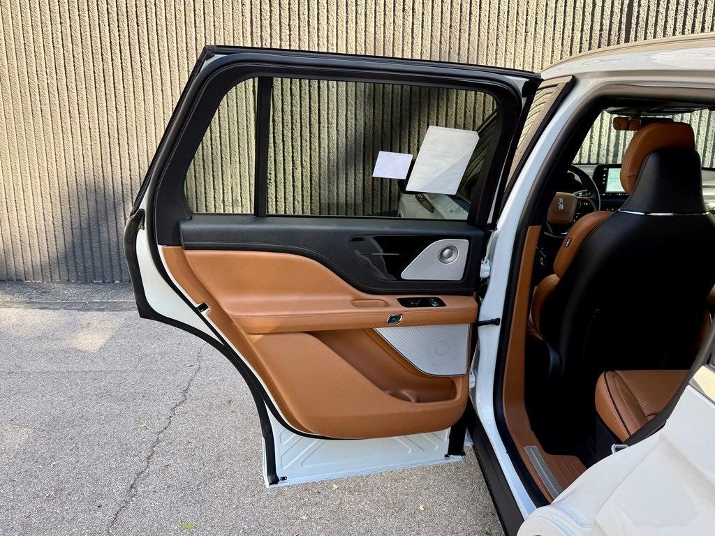 new 2026 Lincoln Aviator car, priced at $88,705