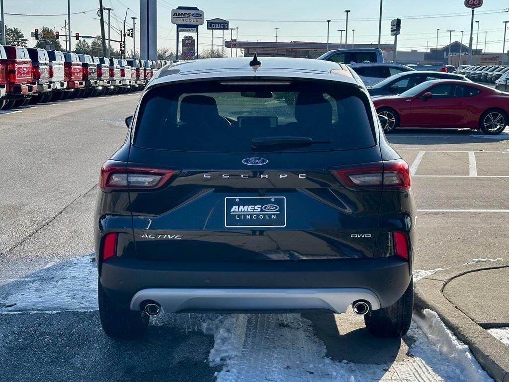 new 2025 Ford Escape car, priced at $31,059