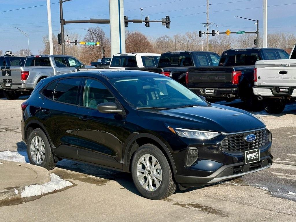 new 2025 Ford Escape car, priced at $31,059