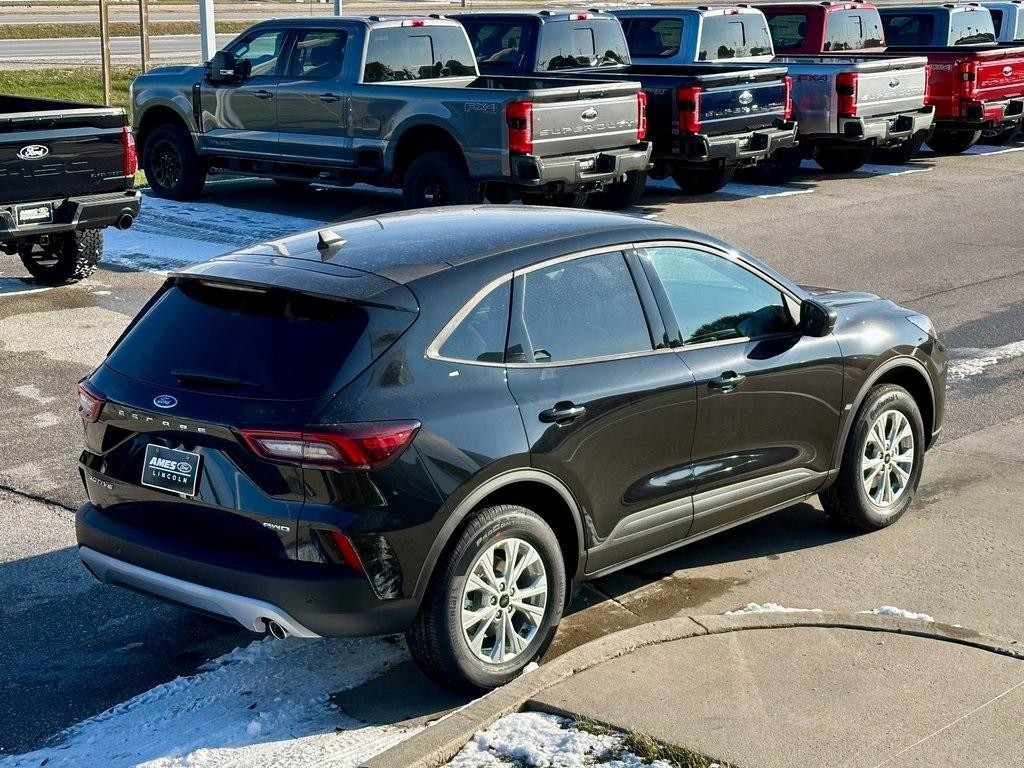 new 2025 Ford Escape car, priced at $31,059