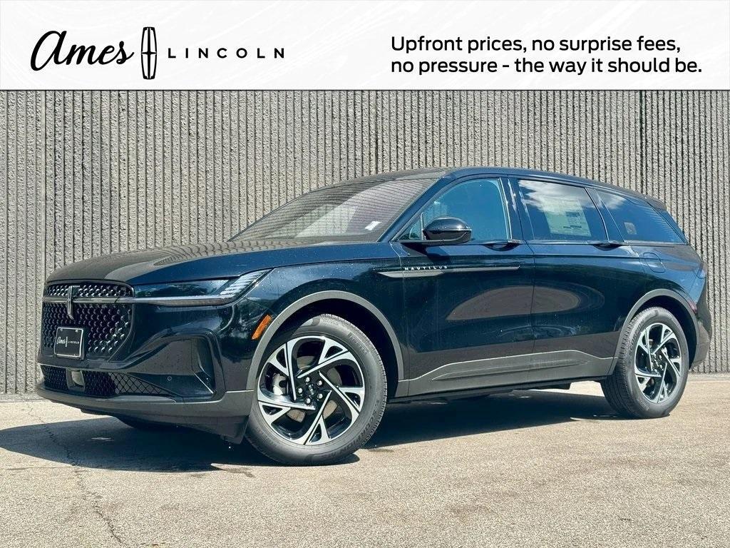 new 2025 Lincoln Nautilus car, priced at $56,268