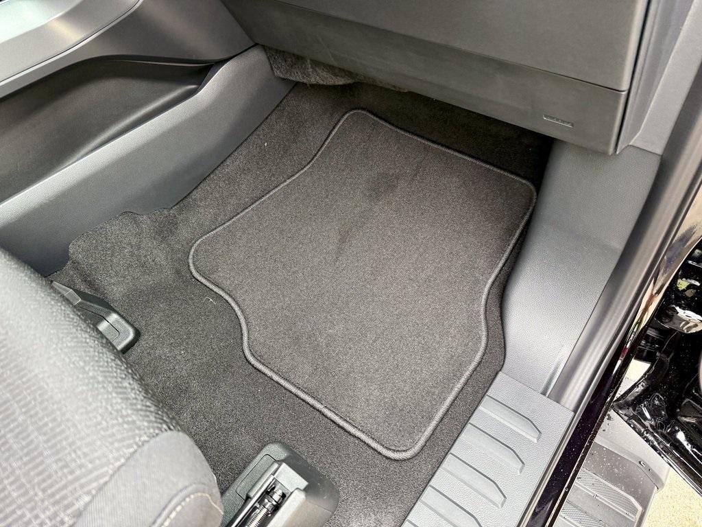 new 2025 Ford F-150 car, priced at $51,961