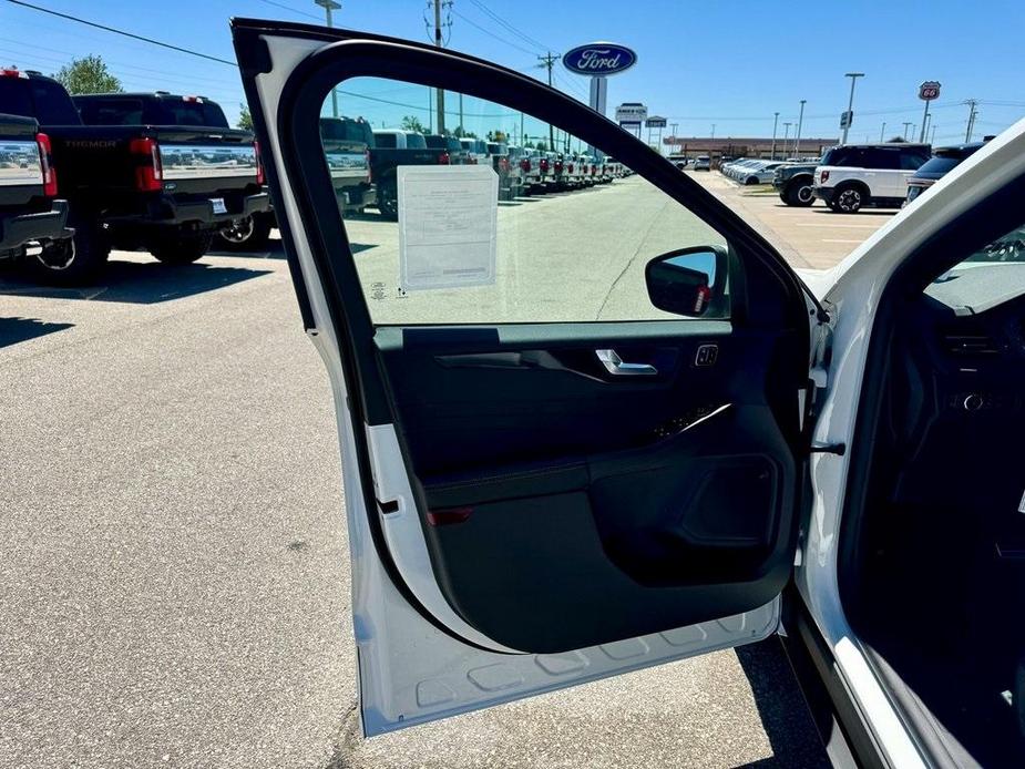 new 2024 Ford Escape car, priced at $35,998