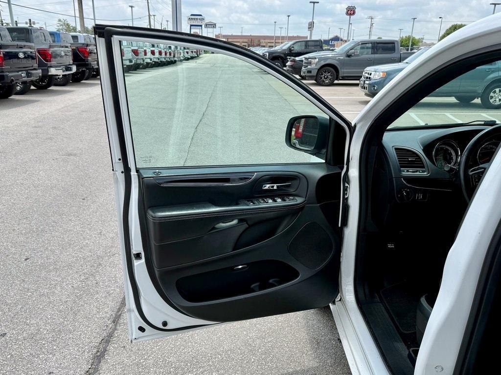 used 2017 Dodge Grand Caravan car, priced at $14,628