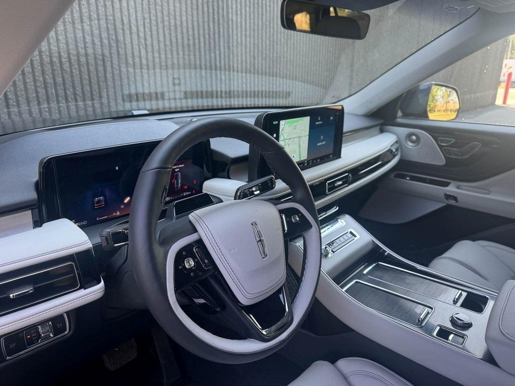 new 2025 Lincoln Aviator car, priced at $75,769