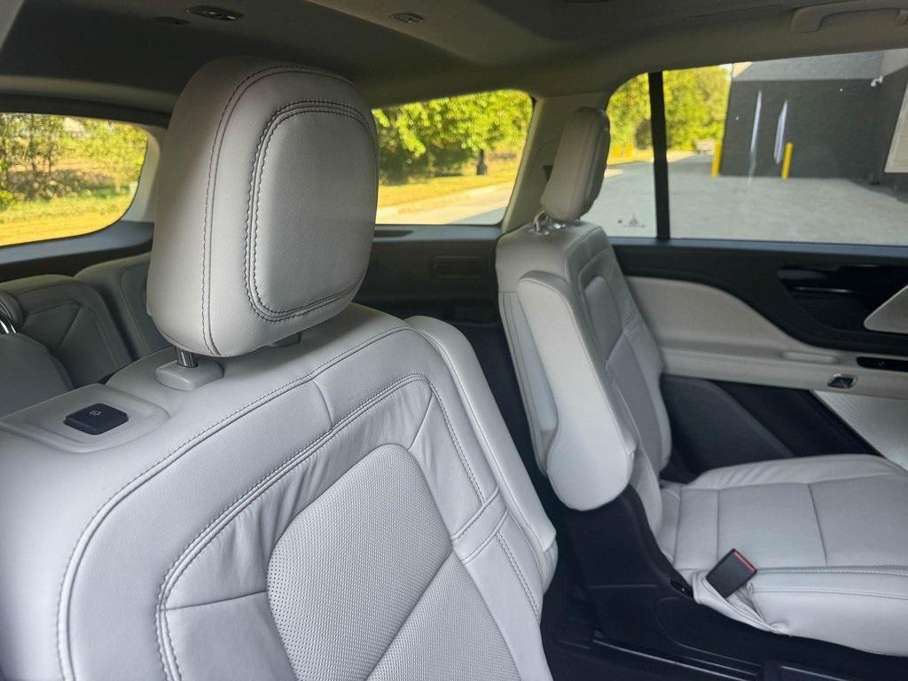 new 2025 Lincoln Aviator car, priced at $75,769