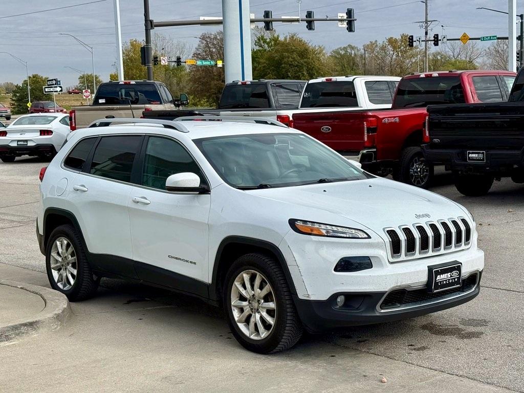 used 2016 Jeep Cherokee car, priced at $10,968