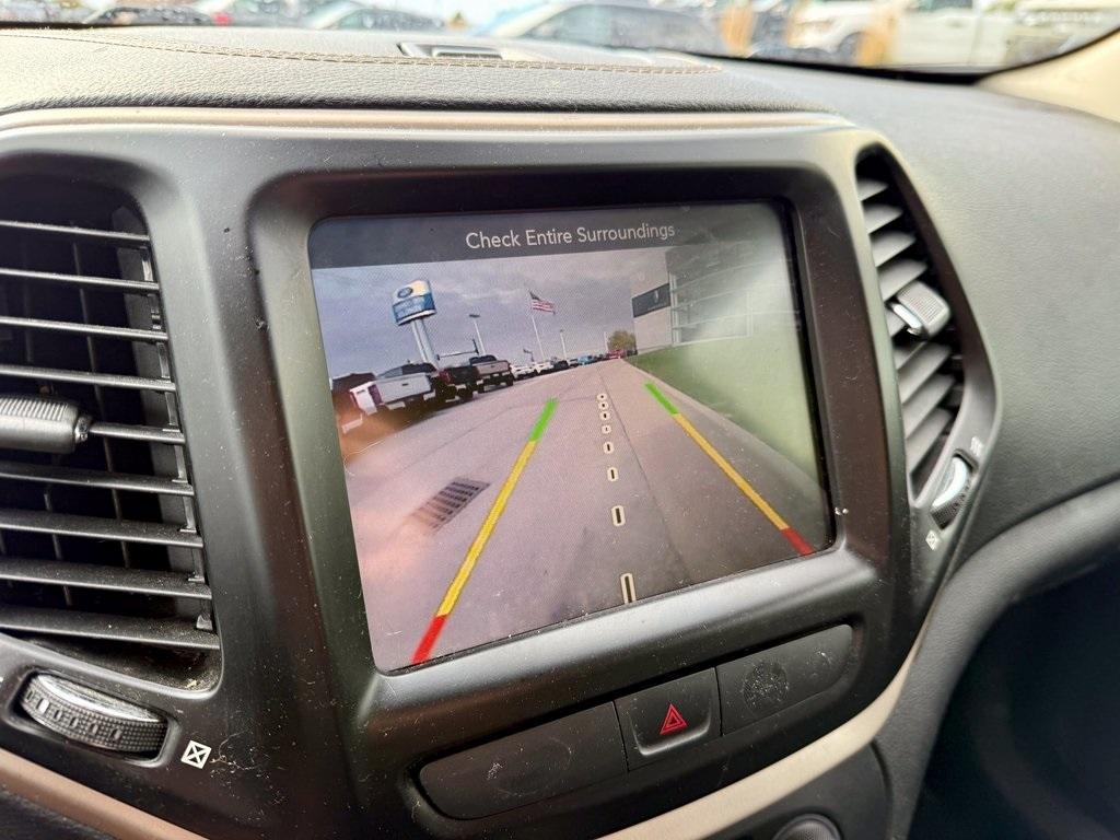 used 2016 Jeep Cherokee car, priced at $10,968