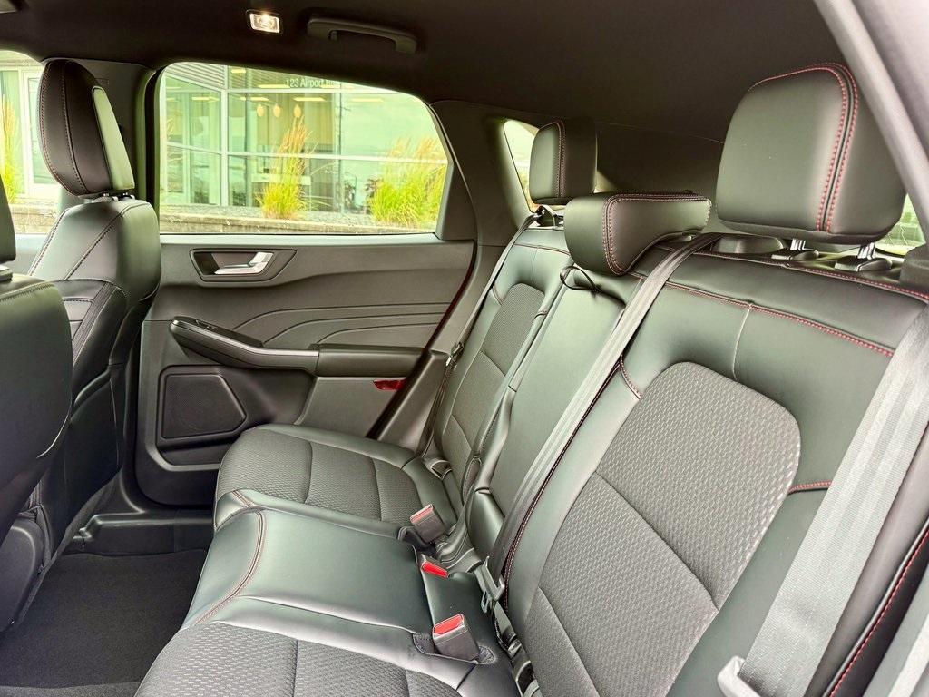 new 2025 Ford Escape car, priced at $31,562