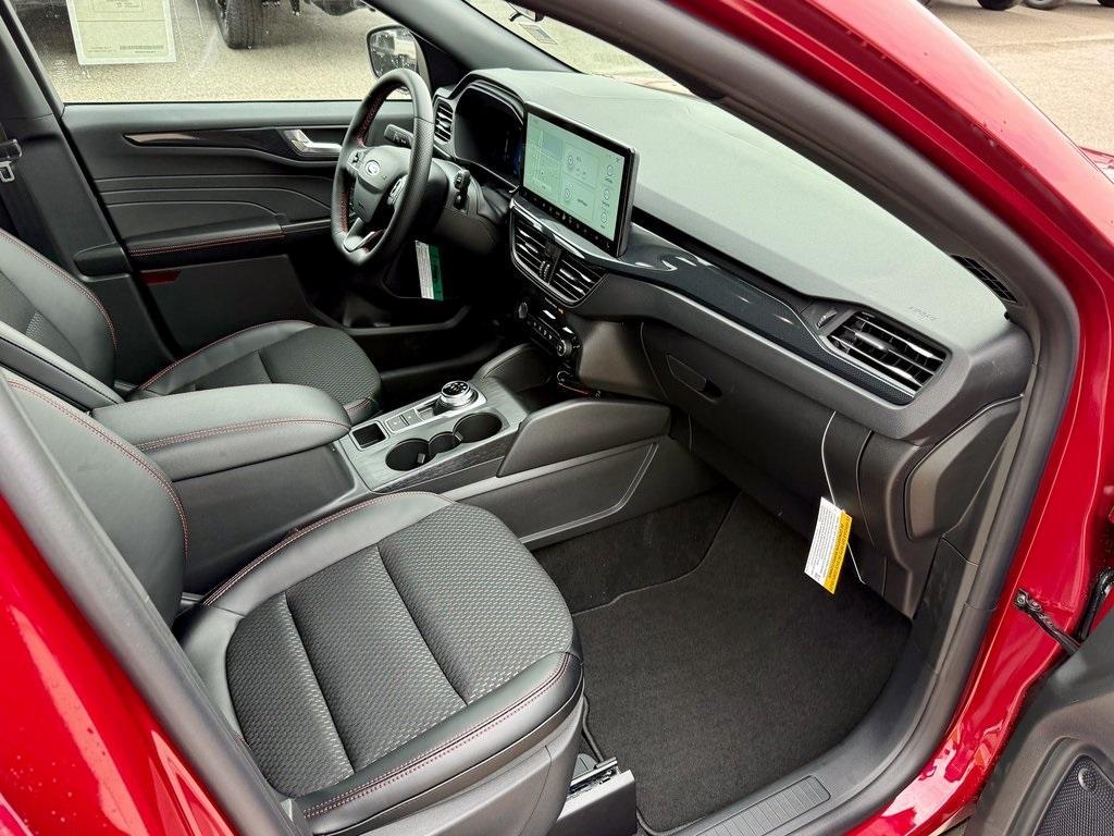 new 2025 Ford Escape car, priced at $31,562