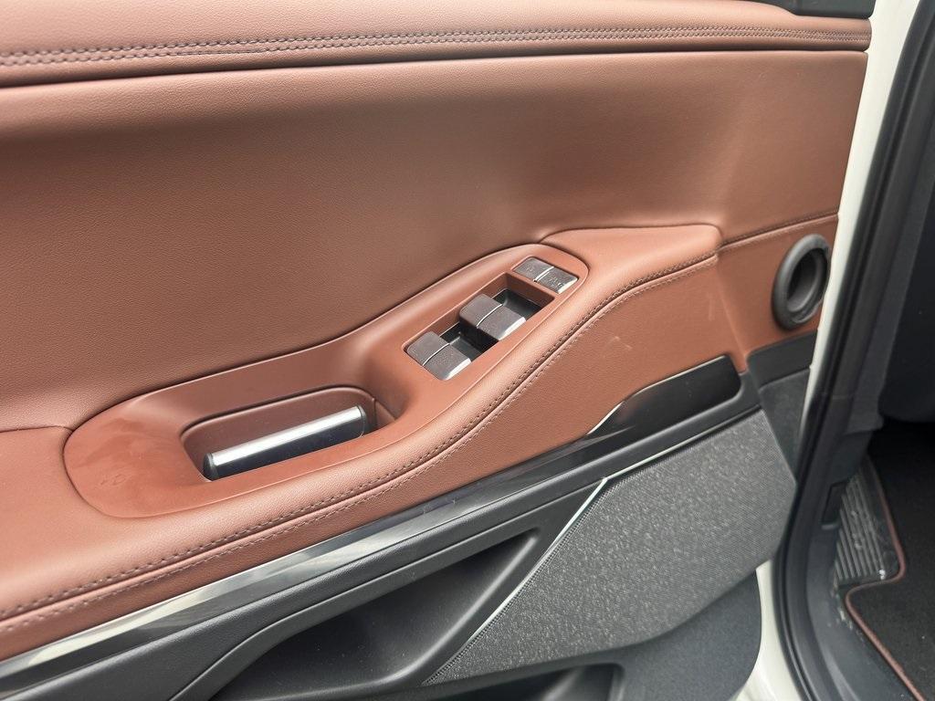 new 2025 Lincoln Navigator L car, priced at $108,725