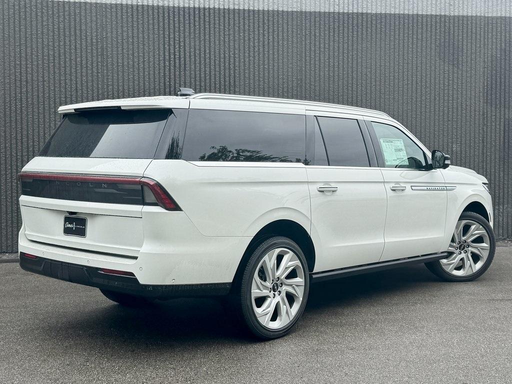 new 2025 Lincoln Navigator L car, priced at $108,725