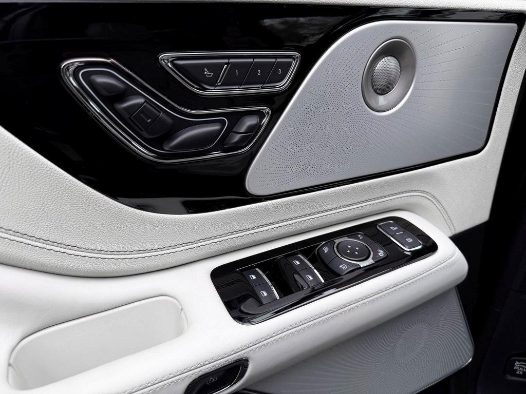 new 2026 Lincoln Aviator car, priced at $91,555