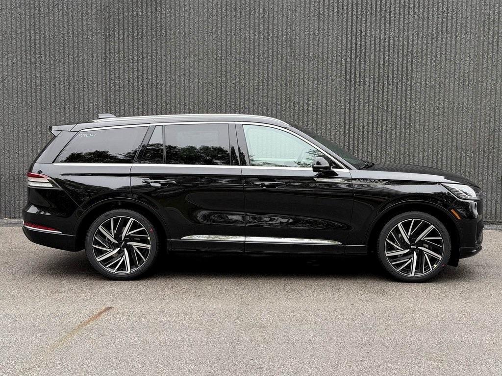 new 2026 Lincoln Aviator car, priced at $91,555