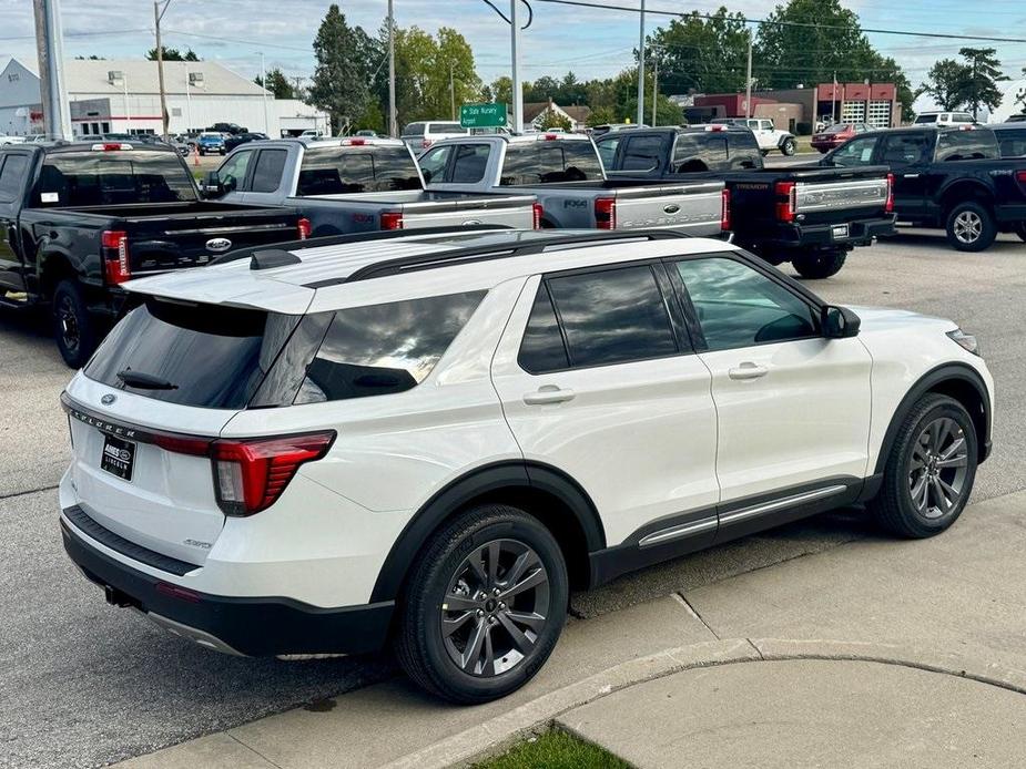 new 2025 Ford Explorer car, priced at $48,998