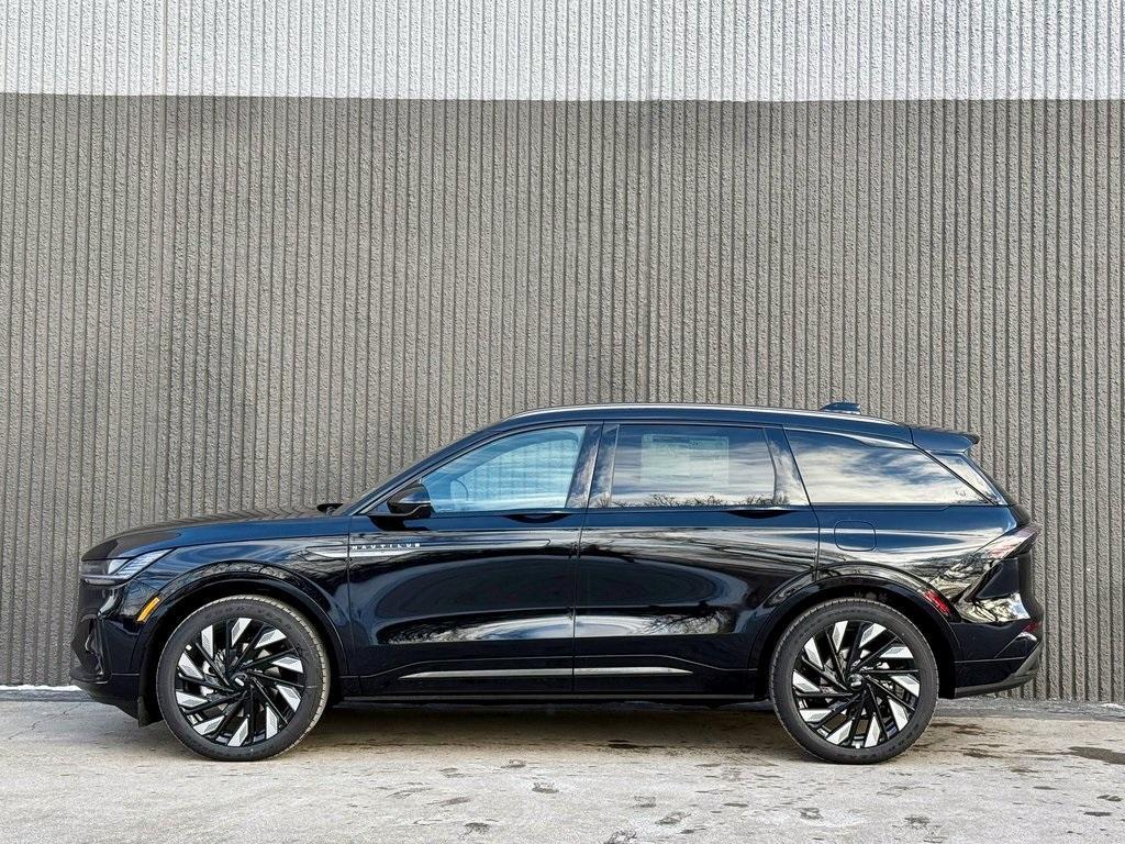 new 2025 Lincoln Nautilus car, priced at $64,704