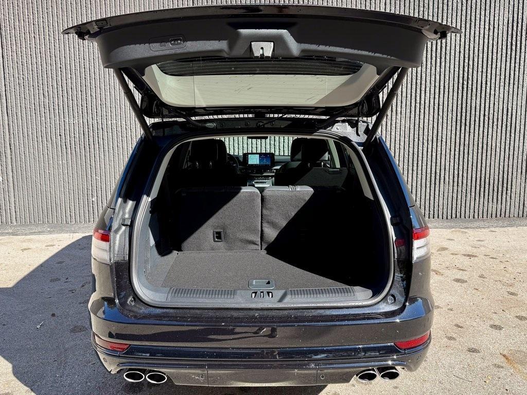 new 2025 Lincoln Aviator car, priced at $63,667