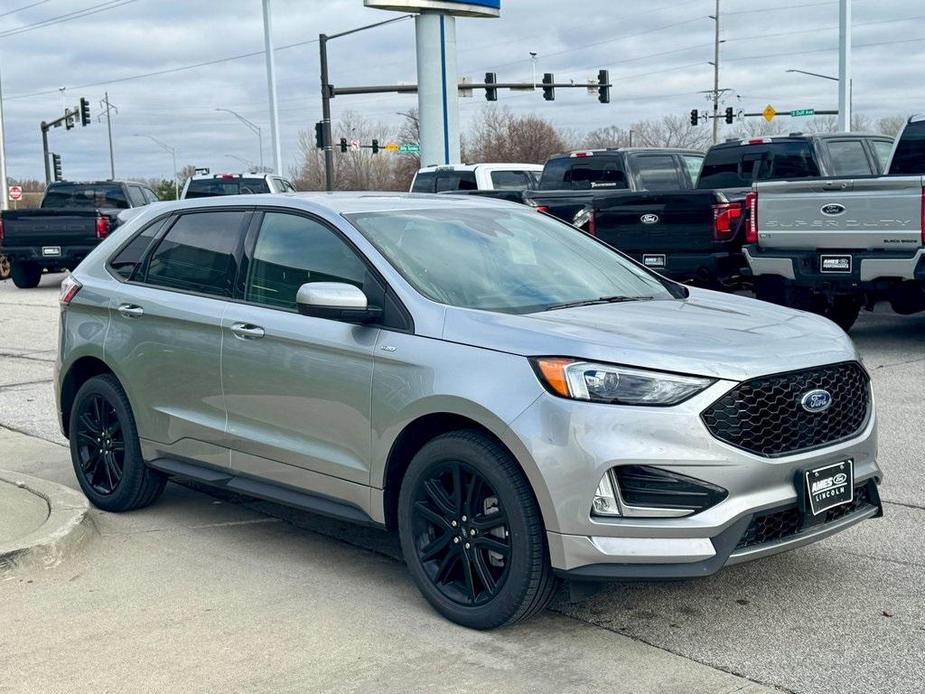 new 2024 Ford Edge car, priced at $37,901