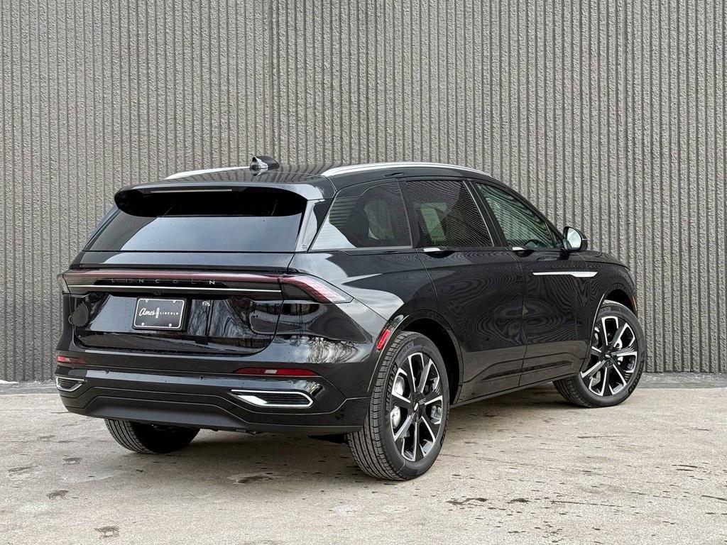 new 2025 Lincoln Nautilus car, priced at $64,454