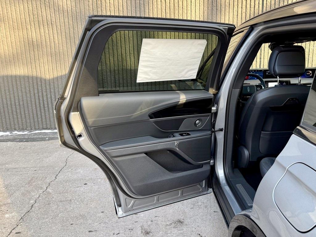 new 2025 Lincoln Nautilus car, priced at $65,452