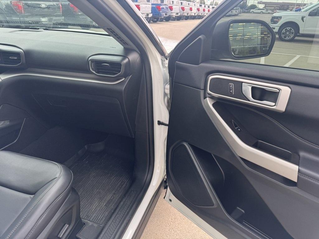 used 2023 Ford Explorer car, priced at $34,958