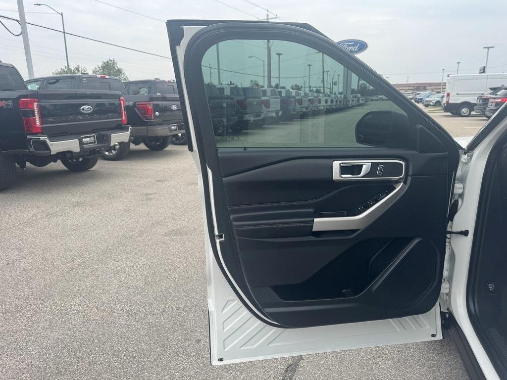 used 2023 Ford Explorer car, priced at $34,958