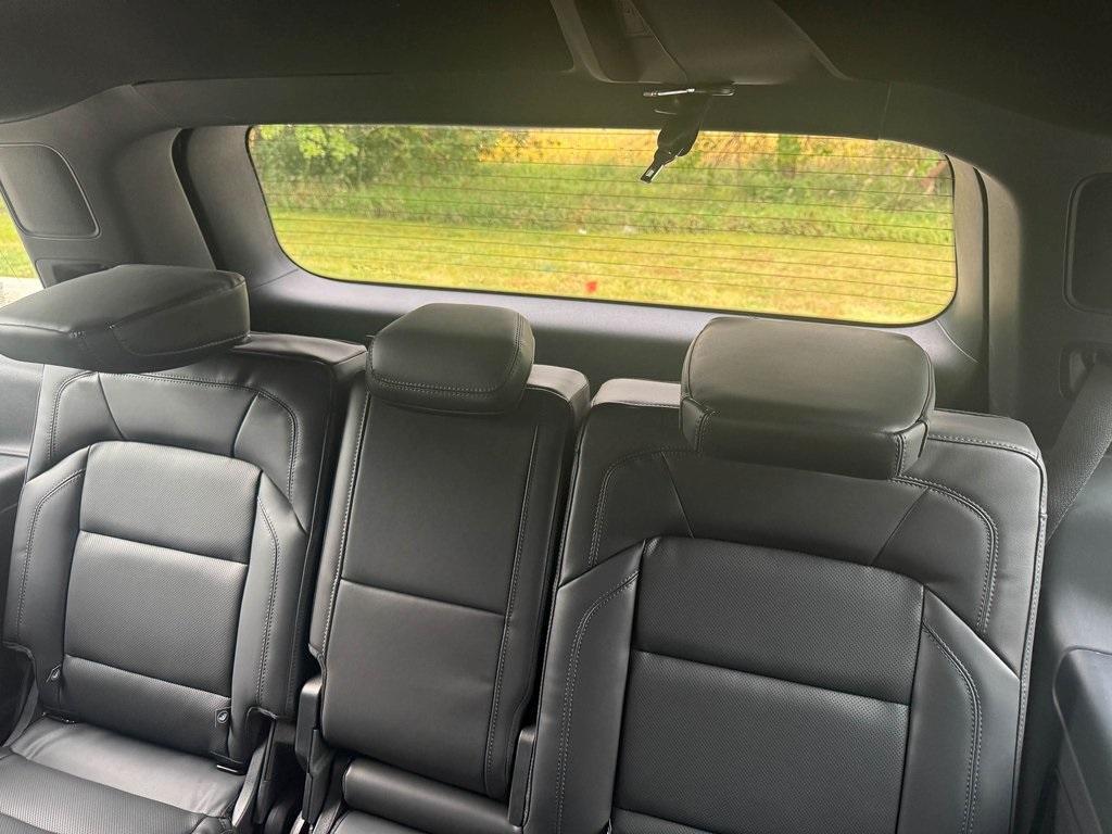 new 2025 Lincoln Navigator car, priced at $103,893