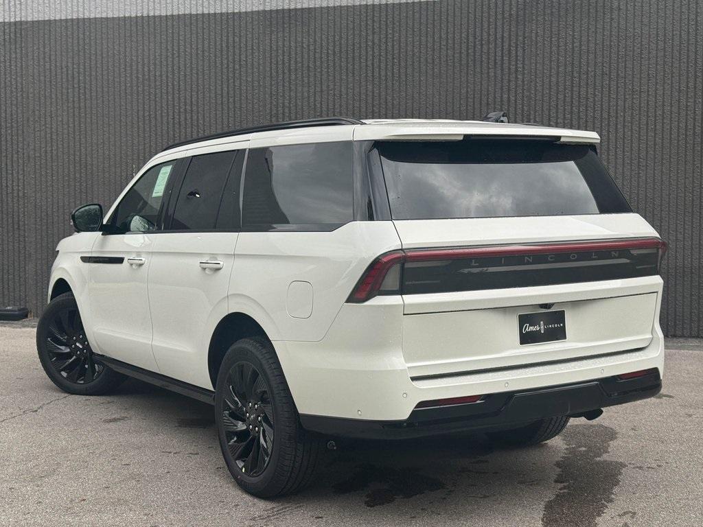 new 2025 Lincoln Navigator car, priced at $103,893