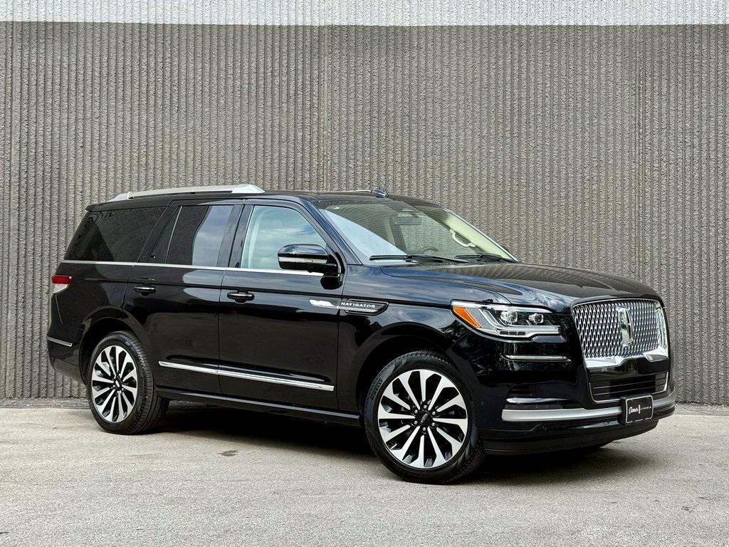 used 2023 Lincoln Navigator car, priced at $77,968