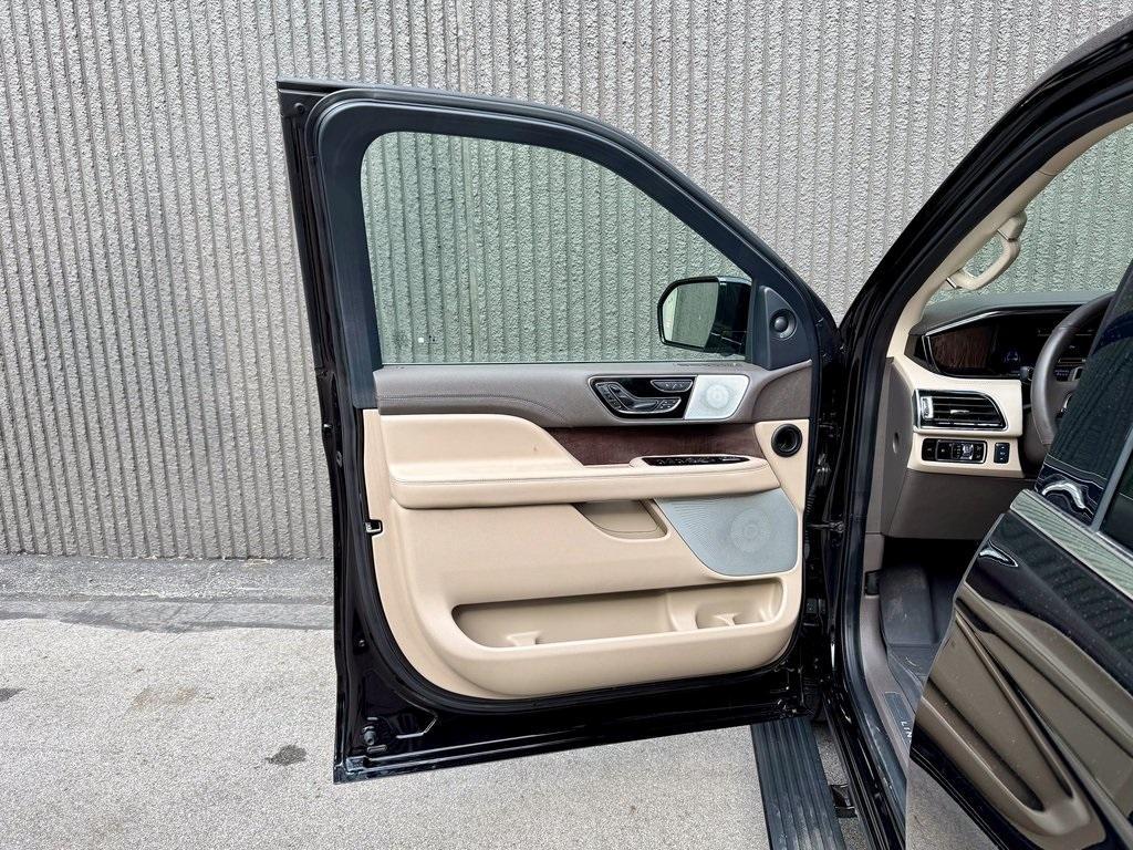 used 2023 Lincoln Navigator car, priced at $77,968