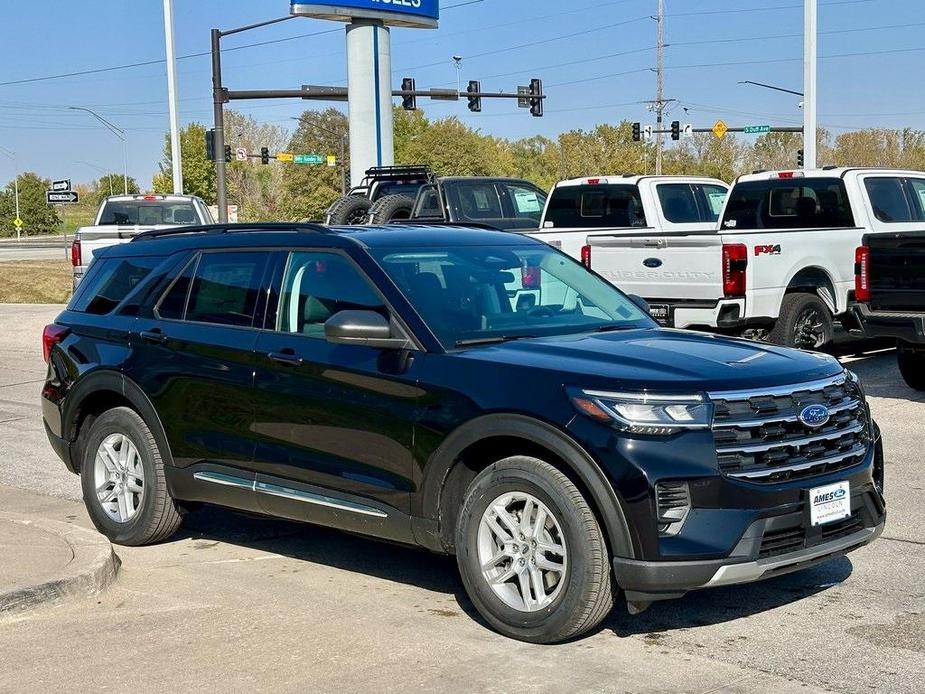 new 2025 Ford Explorer car, priced at $40,898