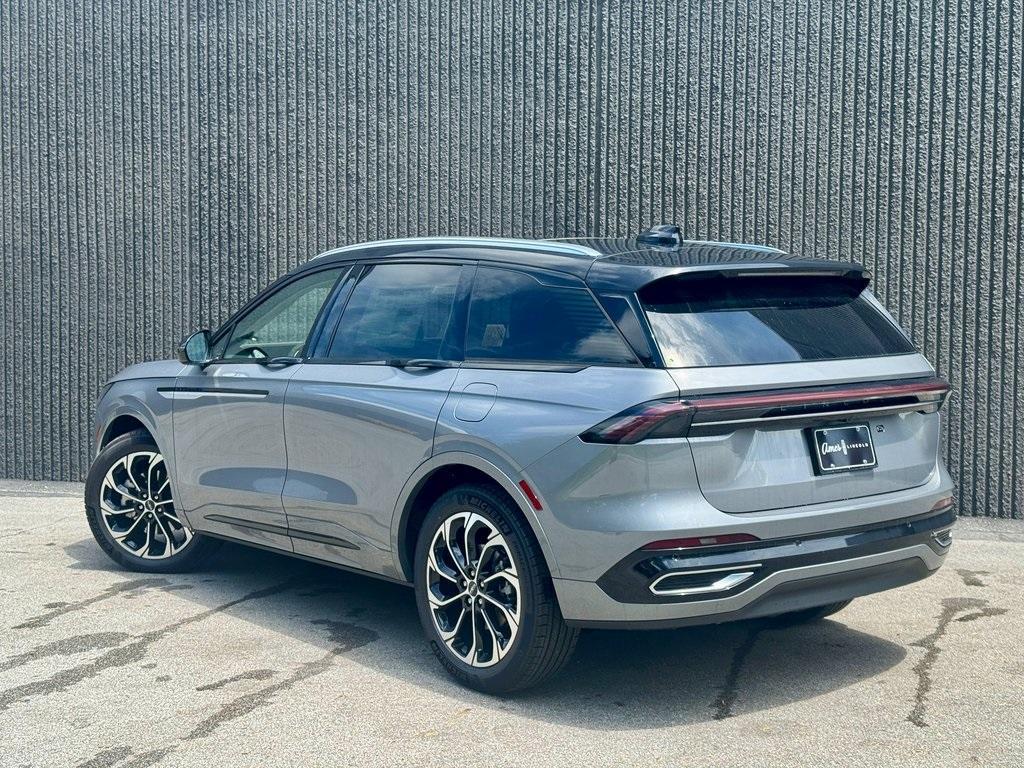 new 2025 Lincoln Nautilus car, priced at $63,998