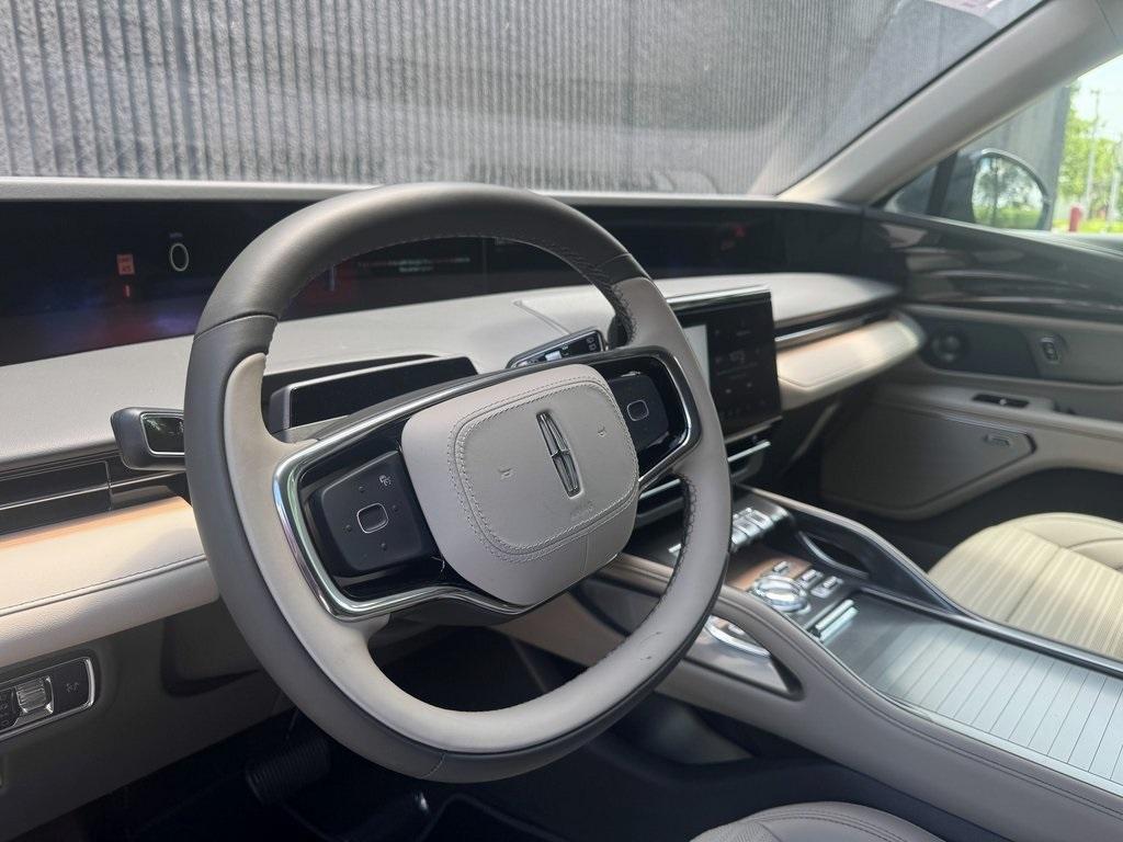 new 2025 Lincoln Nautilus car, priced at $63,998