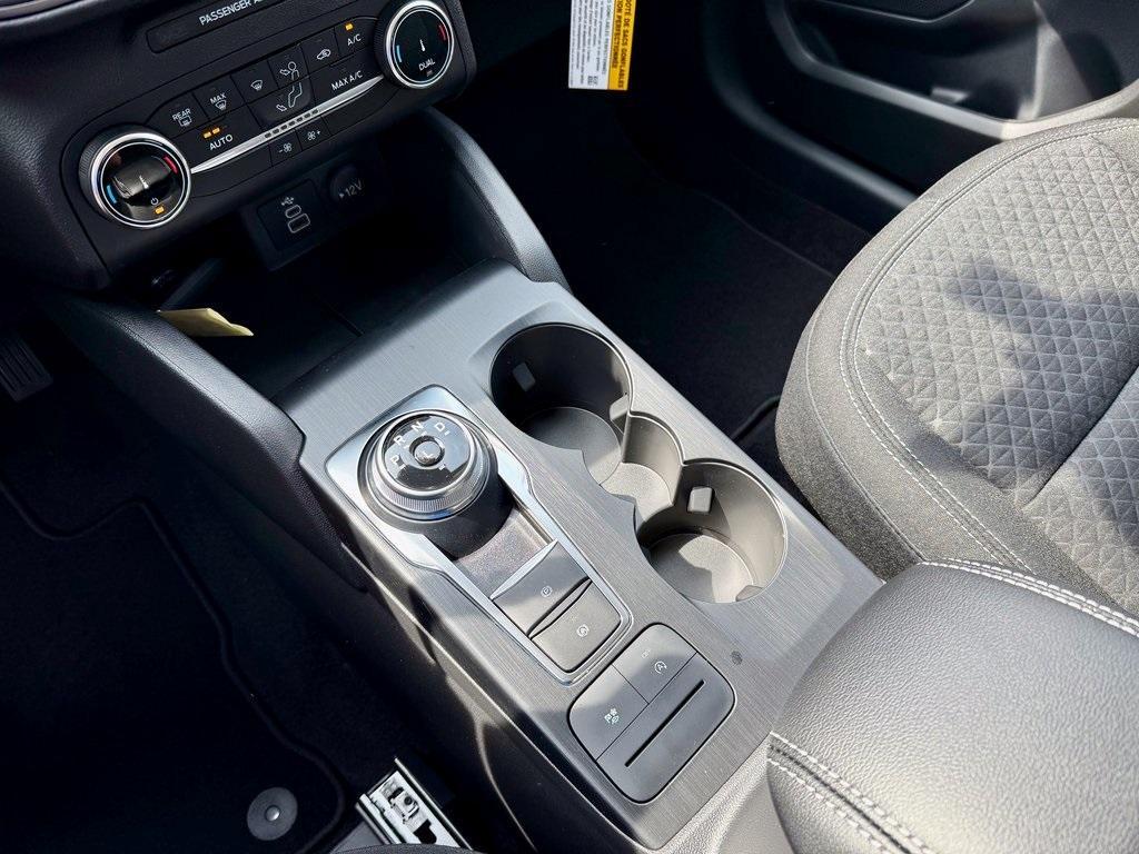 new 2025 Ford Escape car, priced at $27,392