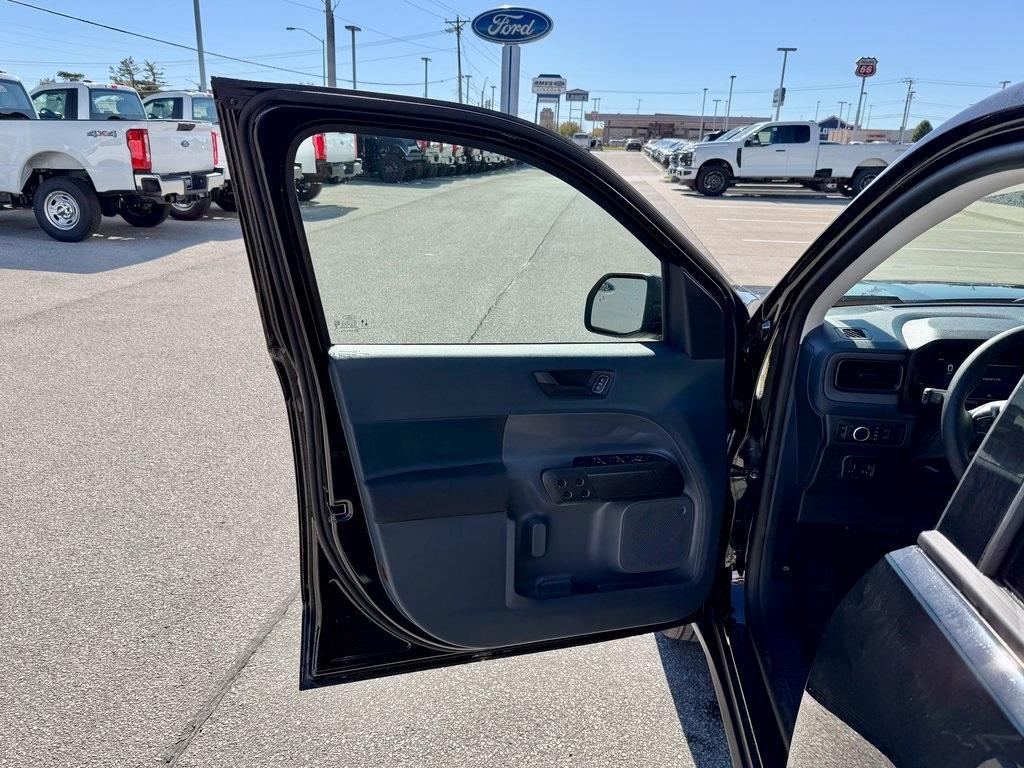 new 2025 Ford Maverick car, priced at $33,325