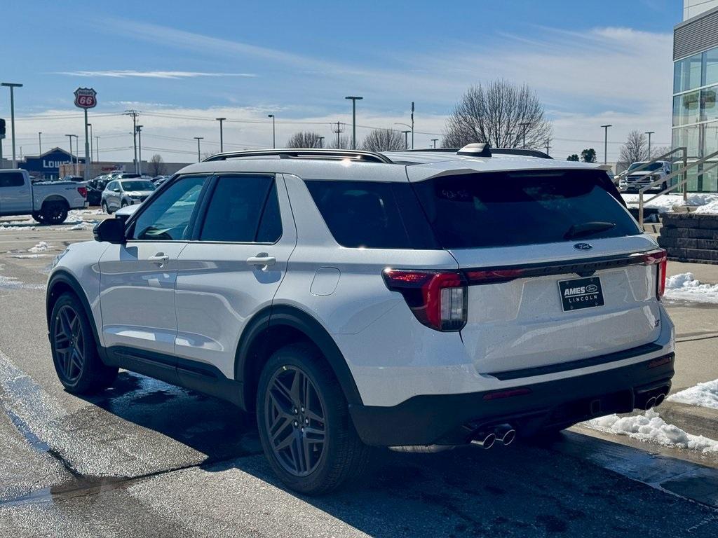 new 2025 Ford Explorer car, priced at $55,976