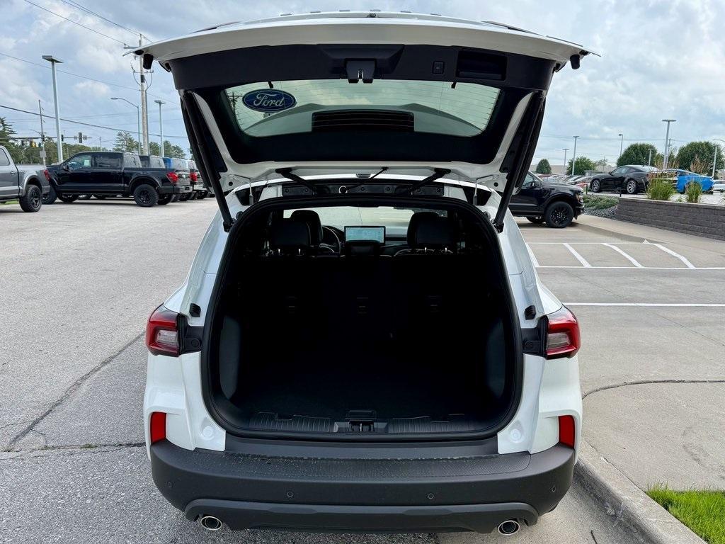 new 2025 Ford Escape car, priced at $35,514