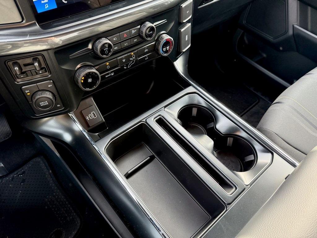 new 2025 Ford F-150 car, priced at $48,197