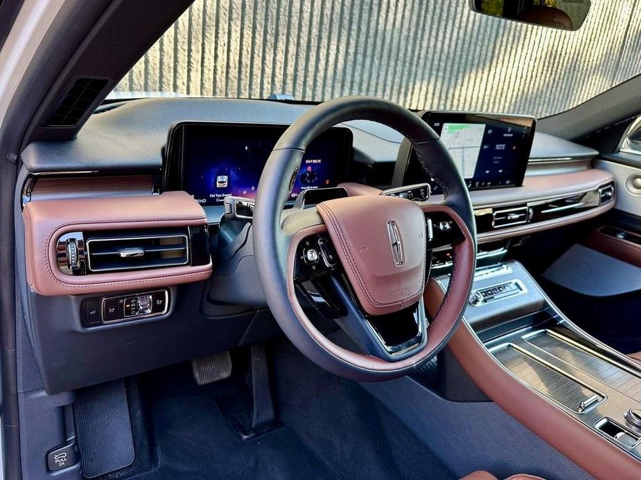 new 2025 Lincoln Aviator car, priced at $80,937