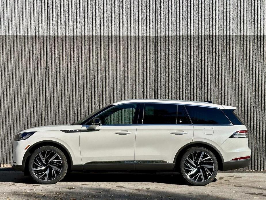 new 2025 Lincoln Aviator car, priced at $80,937