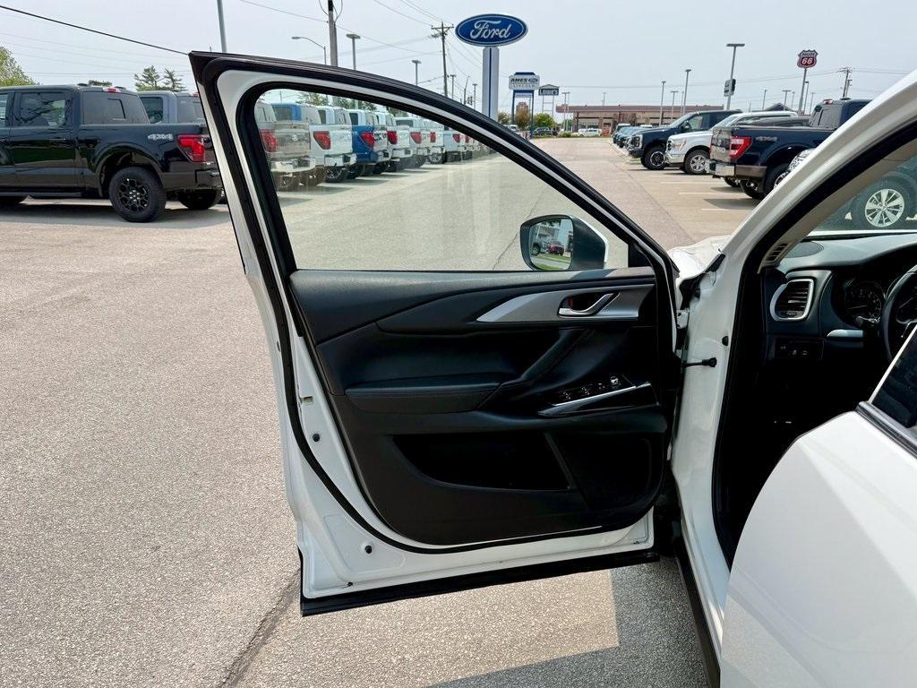 used 2018 Mazda CX-9 car, priced at $14,236