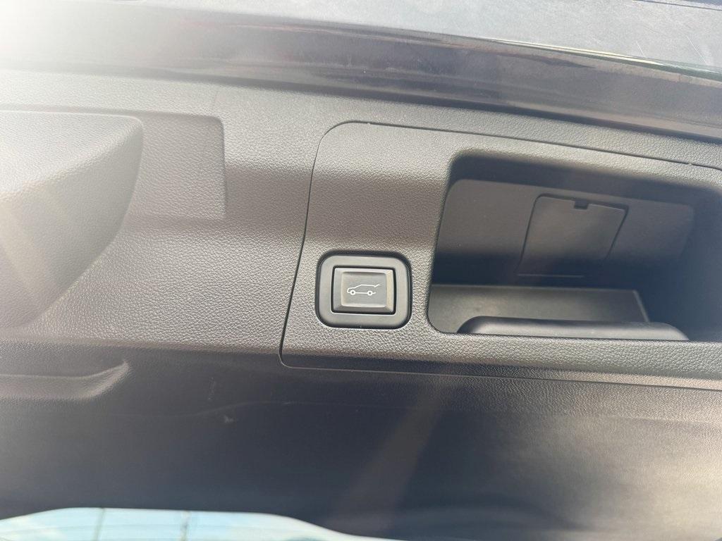 used 2020 GMC Acadia car, priced at $23,968