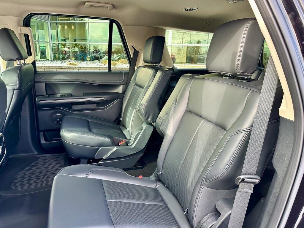 new 2024 Ford Expedition car, priced at $63,936