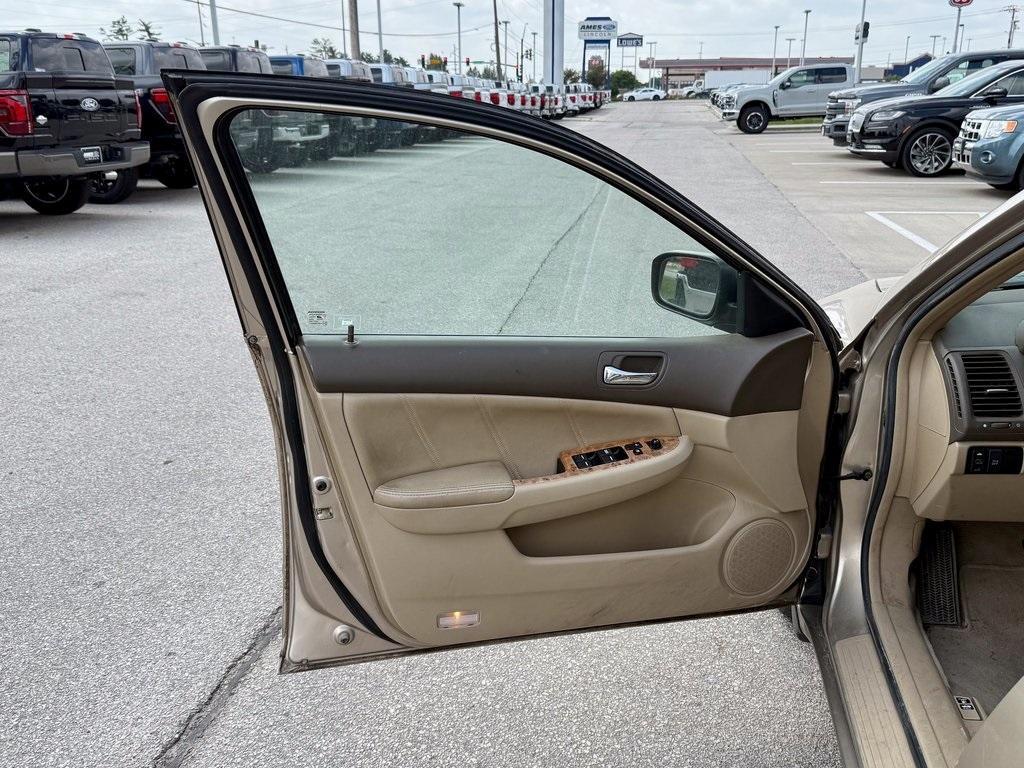 used 2005 Honda Accord car, priced at $6,878