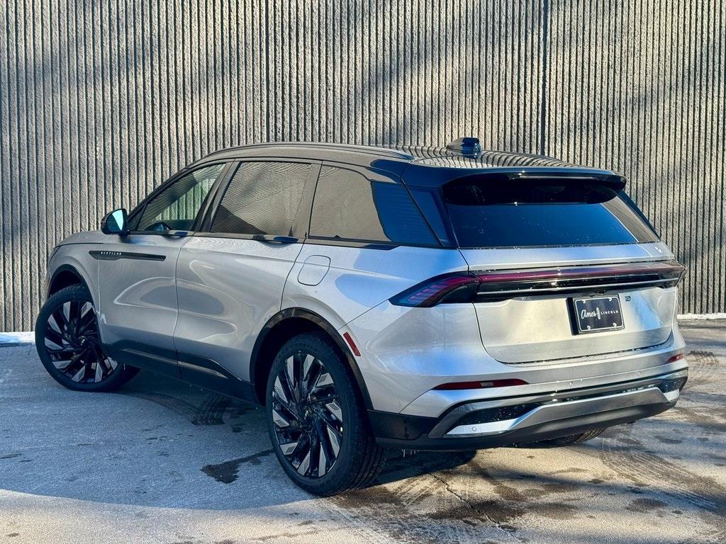 new 2025 Lincoln Nautilus car, priced at $70,998